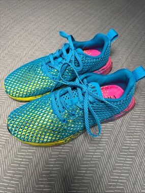 NOBULL Turquoise Mesh Athletic Shoes with Pink and Yellow Accents